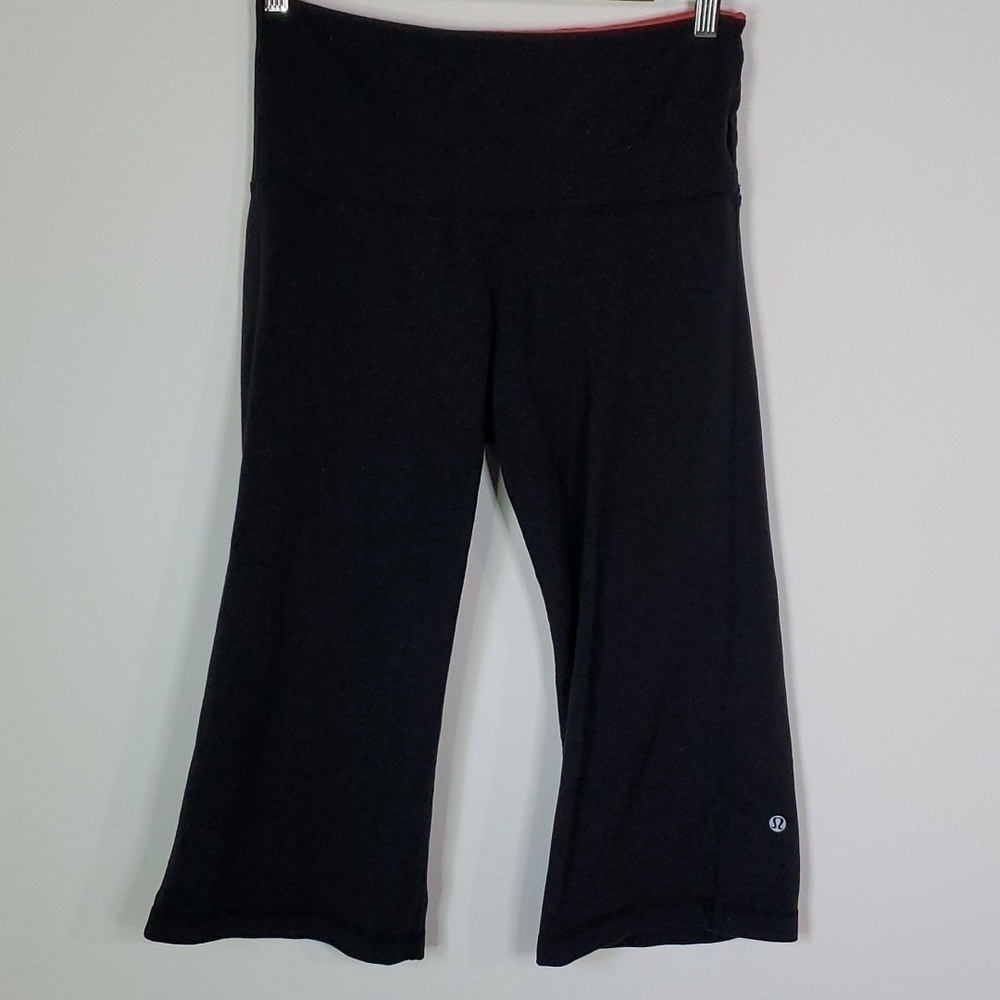 LULULEMON black 27x18 cropped leggings